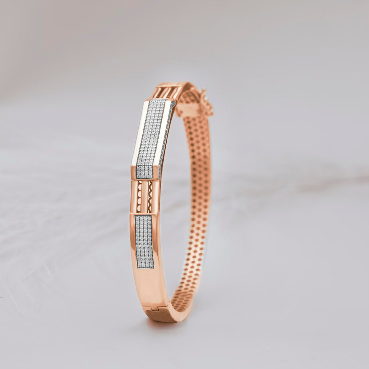 Gold Kada