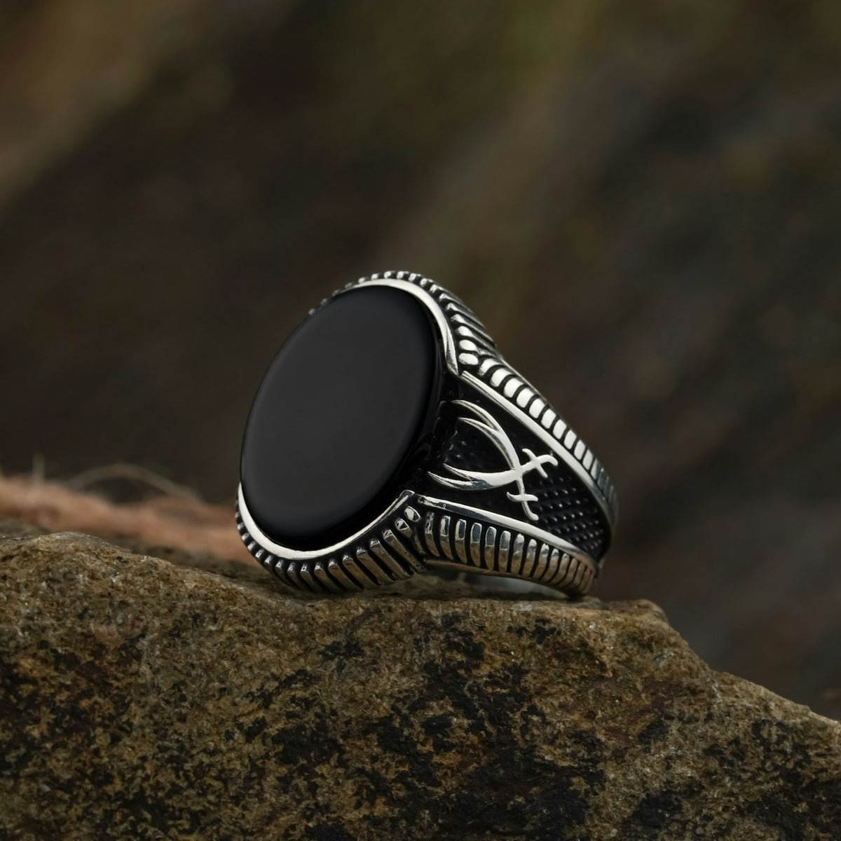 Black Onyx Silver Ring